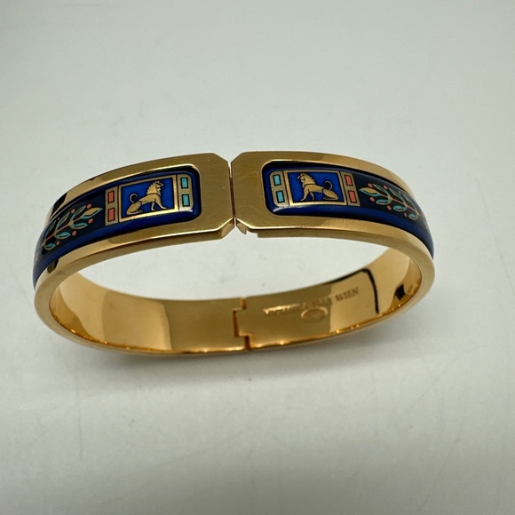 Vintage Michaela Frey Wien MFT Greco-Roman Lion Enamel Clasp Bangle Bracelet - Picture 6 of 16